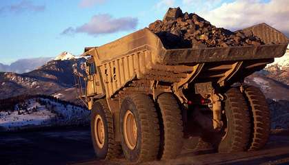 業績大變臉 西部礦業巨虧20億，有色金屬礦產品貿易前景不容樂觀